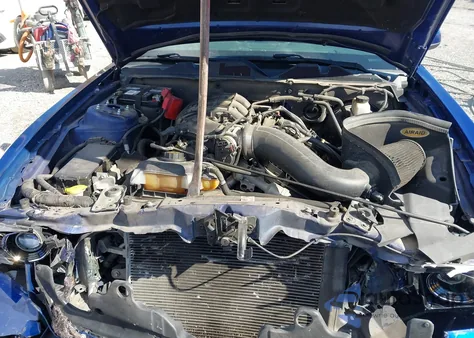 2014 Ford Mustang V6 Premium z USA, uszkodzony, nr VIN 1ZVBP8AM2E5230876